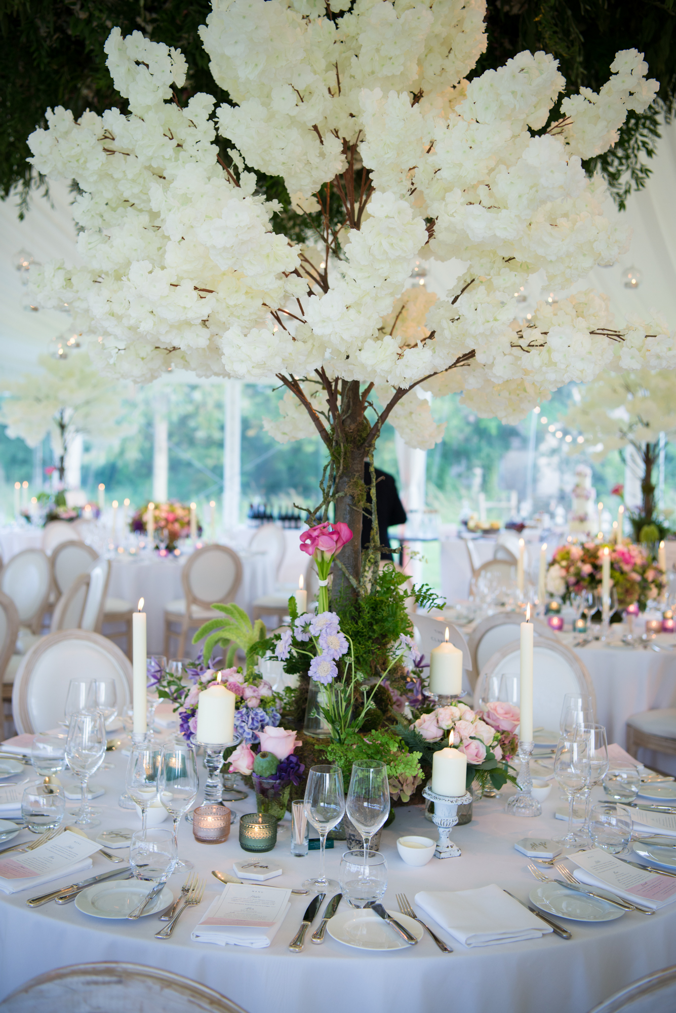 Floral wedding centrepiece by Copelands Flowers